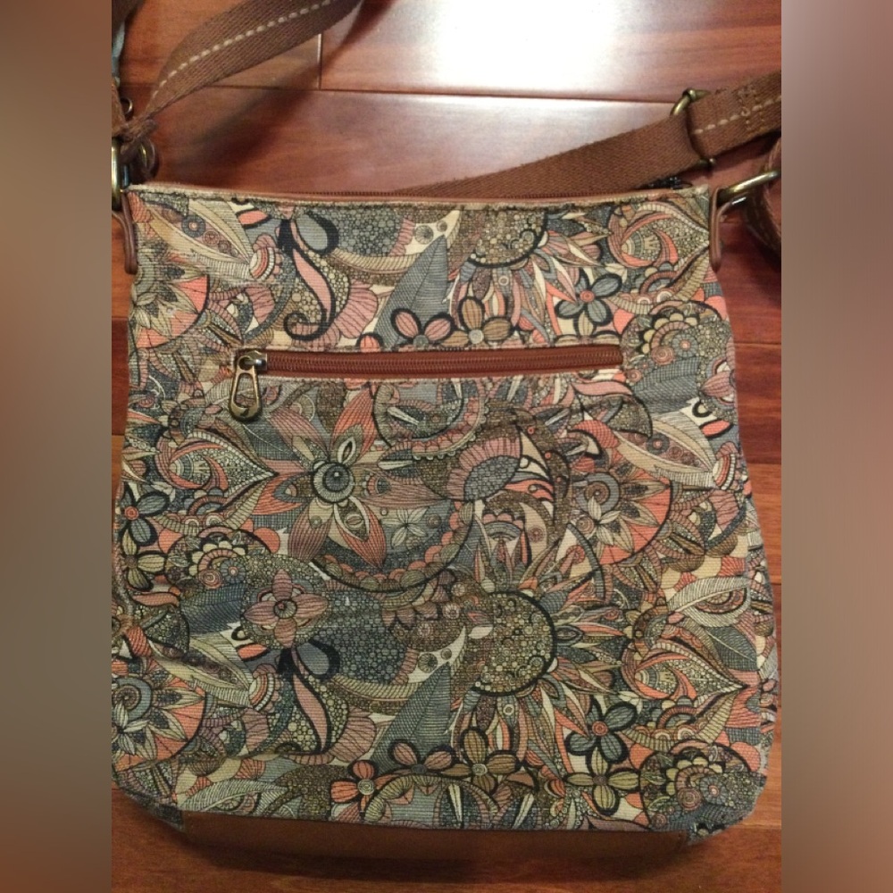 PRICE DROP! Sak Bohemian Patchwork Crossbody Bag - Picture 7 of 10
